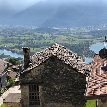 La Poulerie - Suite Dependance Gera Lario Exterior foto